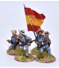 Grupo de mando de infantería española avanzando