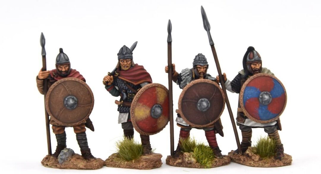 Guerreros visigodos con armadura parados